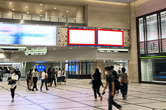 阪急 梅田グランドビジョン