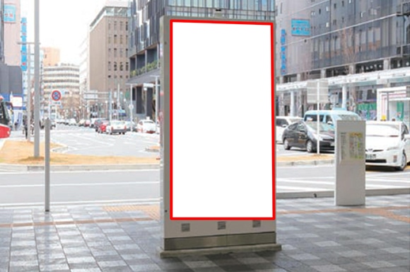 JR九州 博多駅筑紫口90インチ2面セット